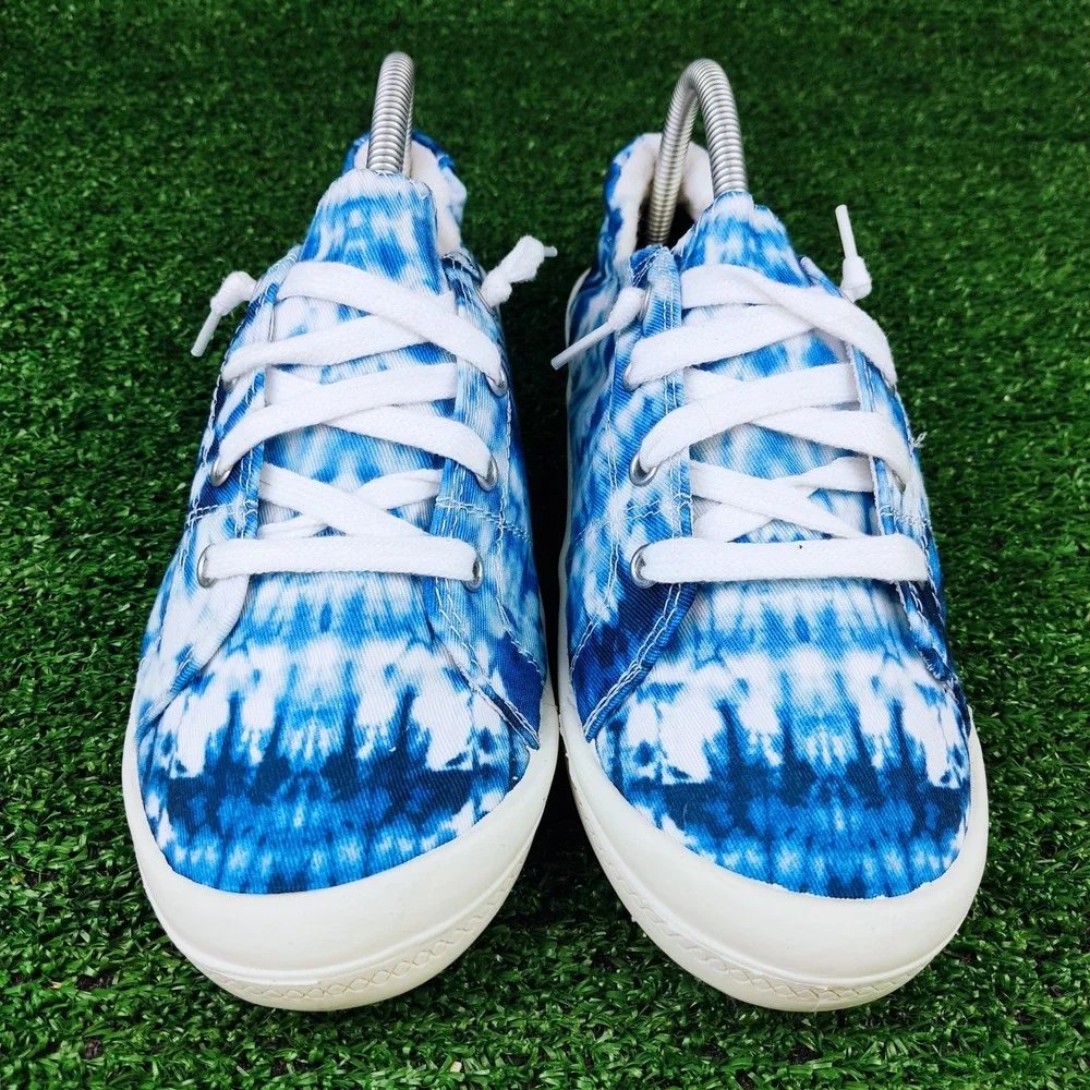 Time and Tru Sneakers Womens 8.5 Blue Tie Dye Low Top Canvas Memory Foam Comfort
